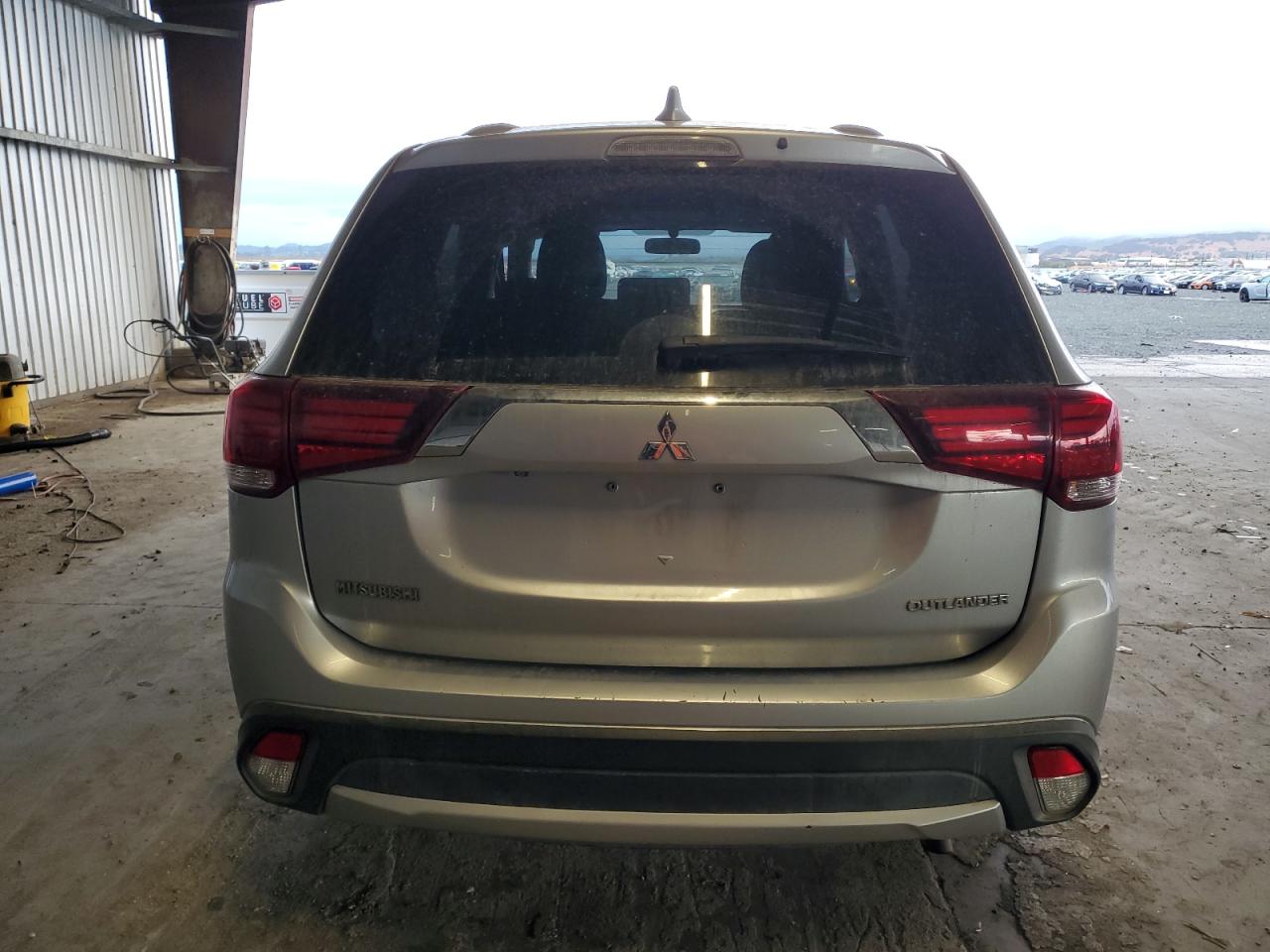 2017 Mitsubishi Outlander Es VIN: JA4AD2A39HZ027194 Lot: 81820775