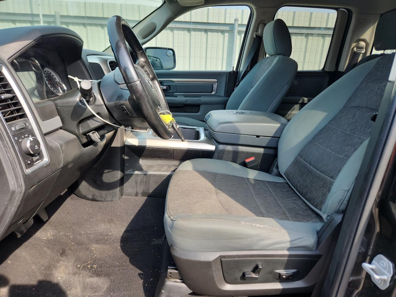 2018 Ram 1500 Slt VIN: 1C6RR7GG8JS218564 Lot: 70911425