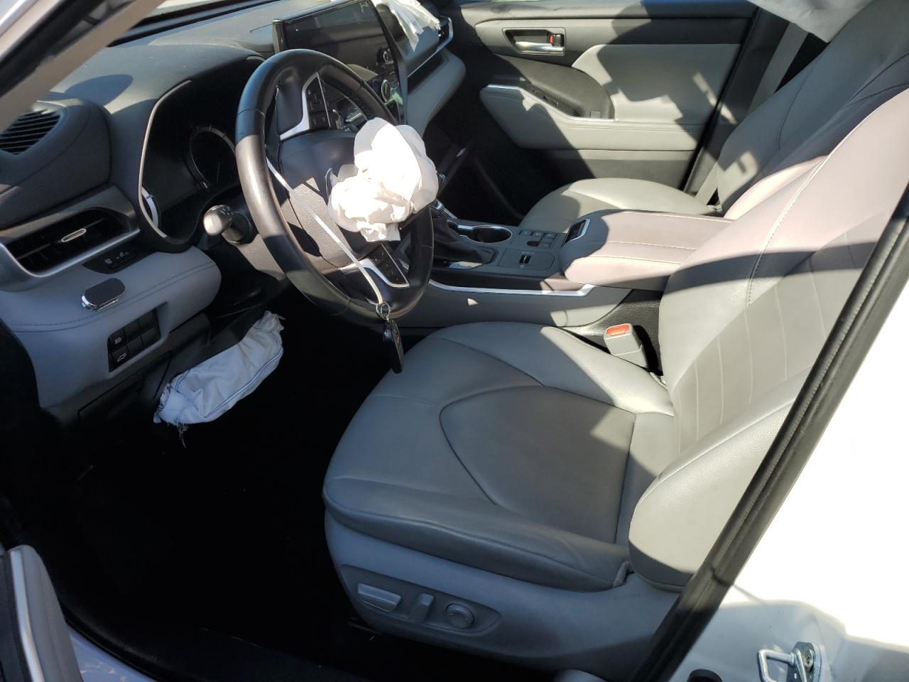 2024 Toyota Highlander Hybrid Xle VIN: 5TDKBRCH3RS140854 Lot: 71363255