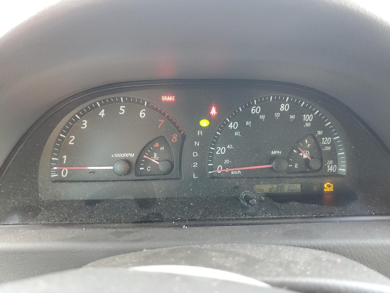 2003 Toyota Camry Le VIN: 4T1BF32K23U038555 Lot: 80862955