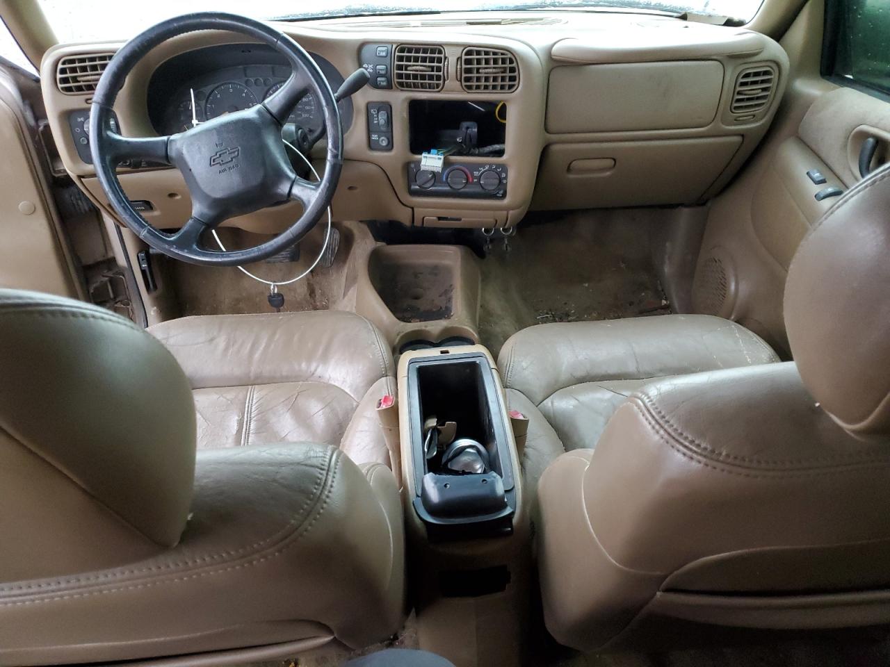 2003 Chevrolet Blazer VIN: 1GNDT13W92K236496 Lot: 84549385