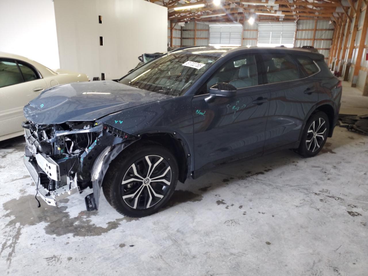 2025 Toyota Crown Signia Xle blue null hybrid JTDACAAJ0S3004561 photo #1