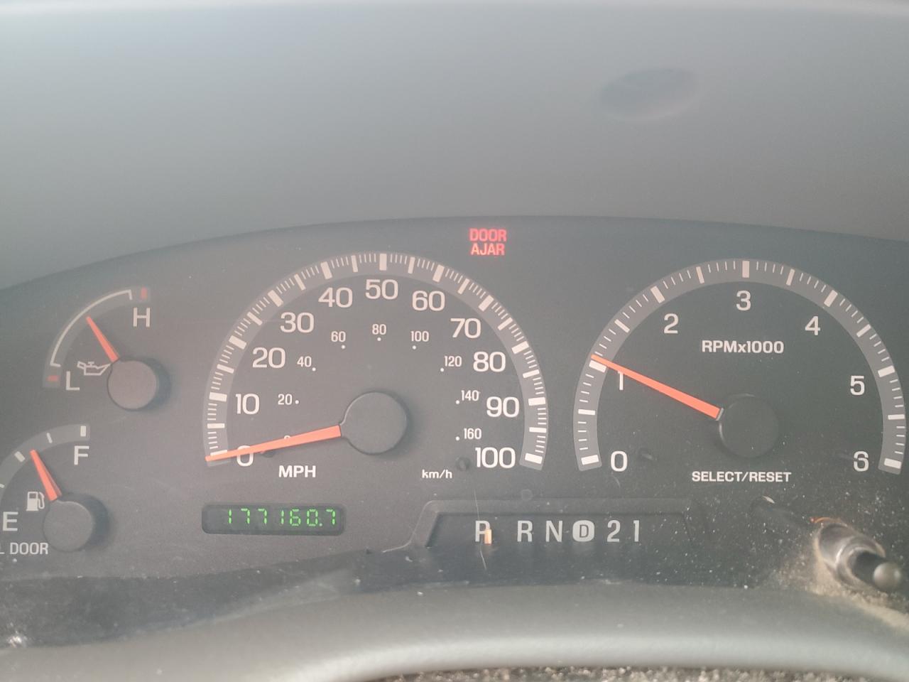 2000 Ford F150 VIN: 1FTRX17L6YNB67549 Lot: 83826025