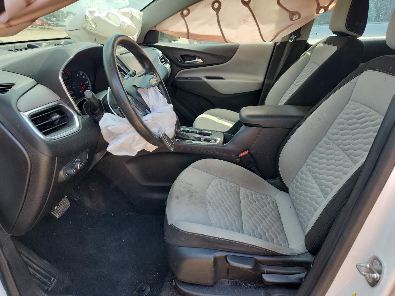 2018 Chevrolet Equinox Ls VIN: 2GNAXHEV4J6131077 Lot: 80201205