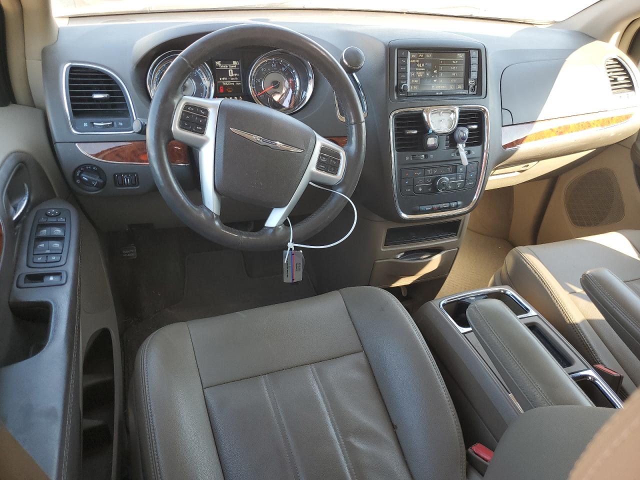 2015 Chrysler Town & Country Touring VIN: 2C4RC1BG2FR708618 Lot: 84386185