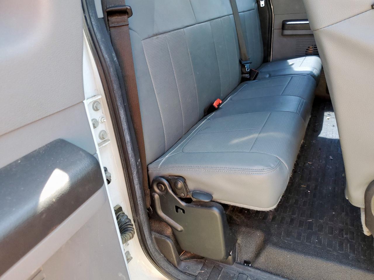 2015 Ford F250 Super Duty VIN: 1FD7X2A62FEC55913 Lot: 81112565