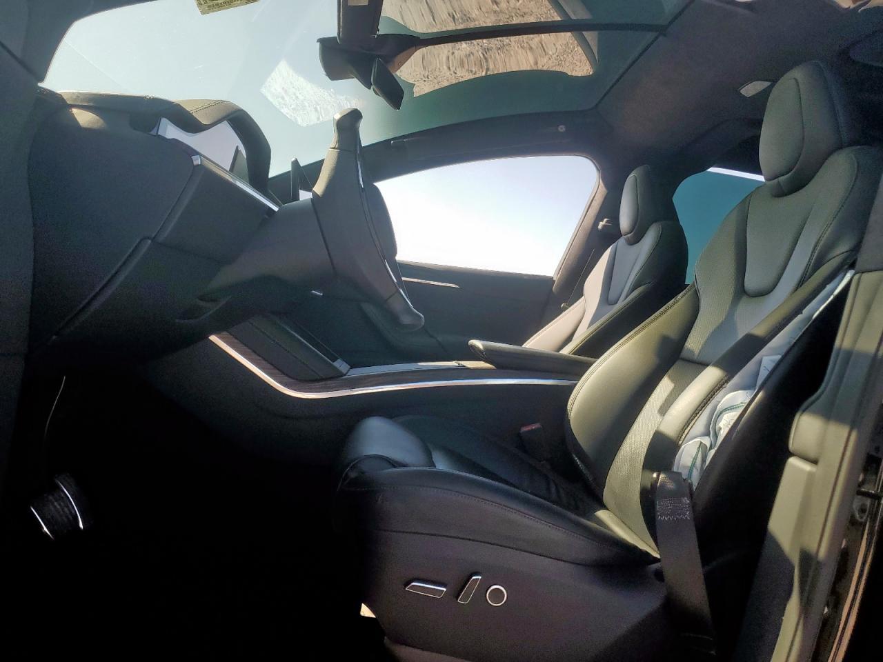 2022 Tesla Model X VIN: 7SAXCBE58NF334942 Lot: 87380245