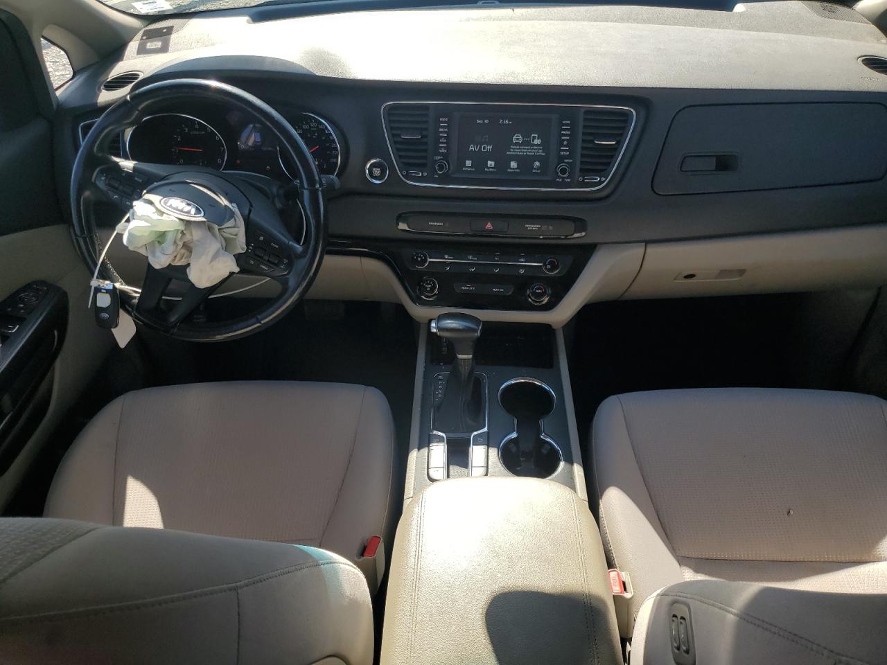 2020 Kia Sedona Lx VIN: KNDMB5C15L6568923 Lot: 84790485