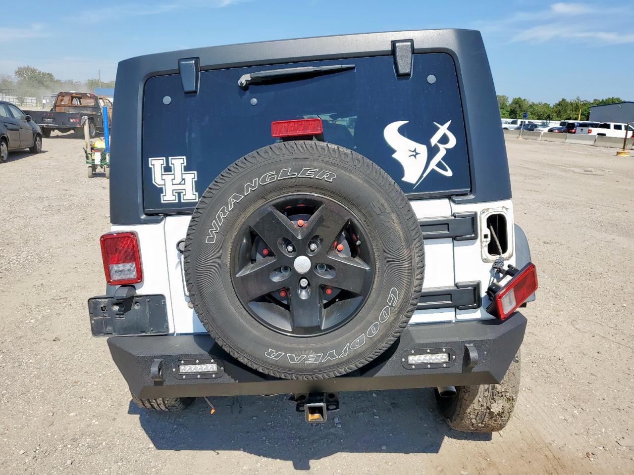 2017 Jeep Wrangler Unlimited Sport VIN: 1C4BJWDG9HL530624 Lot: 84421925