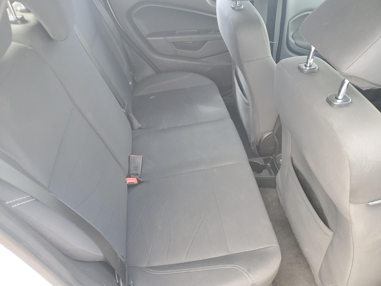 2015 Ford Fiesta Se VIN: 3FADP4EJ0FM202791 Lot: 84459985