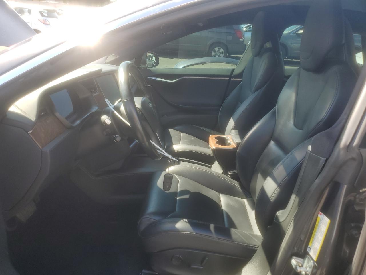 2018 Tesla Model S VIN: 5YJSA1E21JF285459 Lot: 81870405