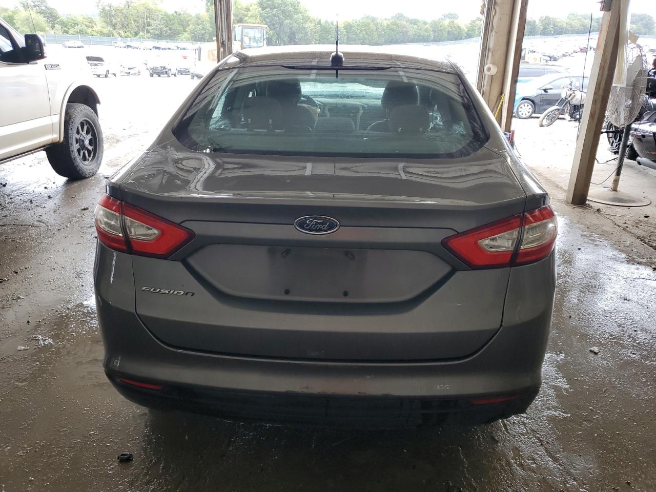 2014 Ford Fusion S VIN: 1FA6P0G71E5379938 Lot: 84250015
