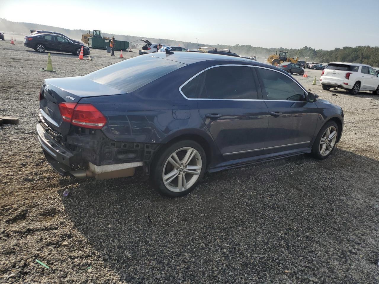 2015 Volkswagen Passat Sel blue null gas 1VWCM7A32FC005076 photo #4