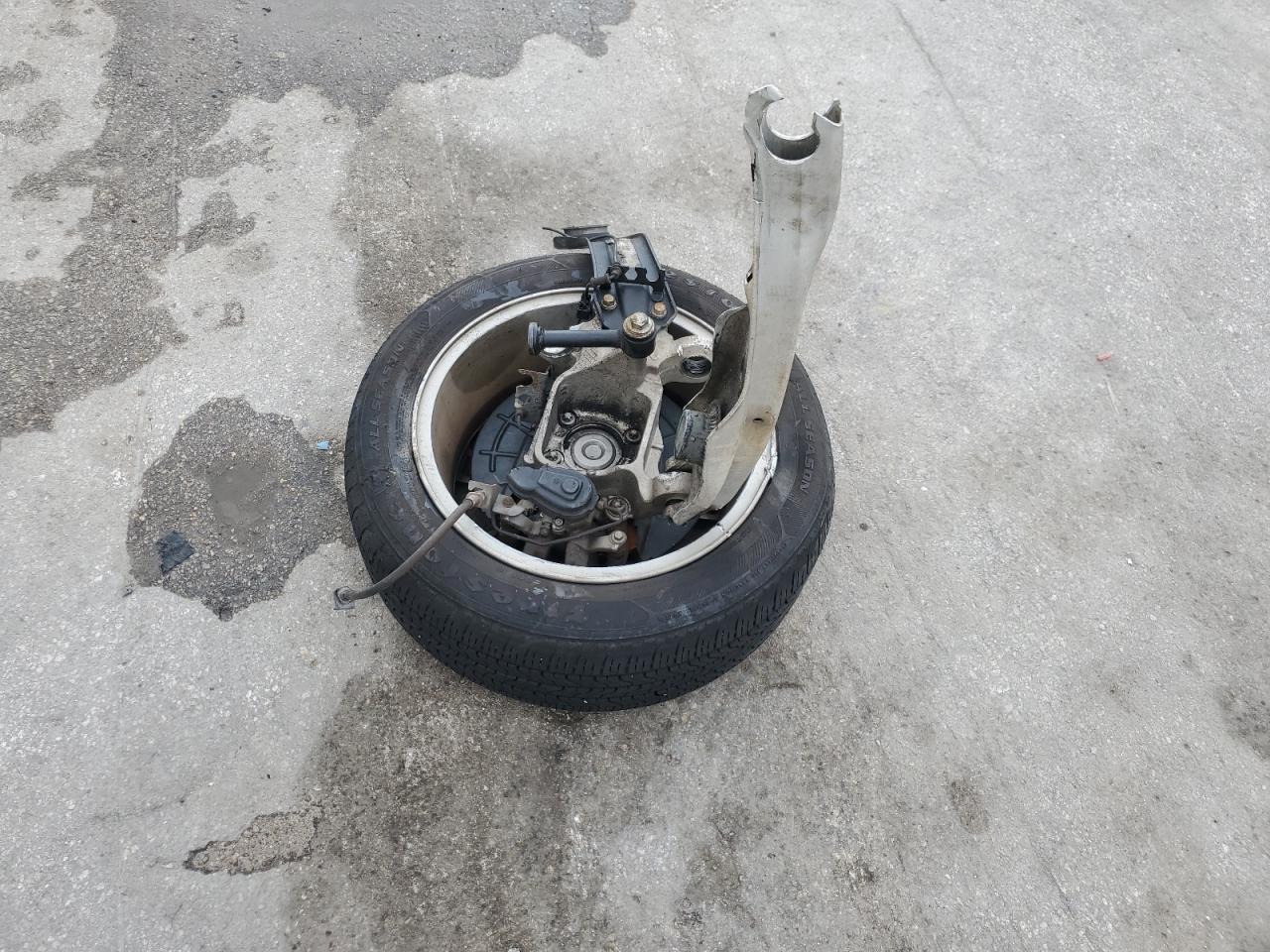 2016 Chrysler 200 Limited VIN: 1C3CCCAB9GN170431 Lot: 80056085