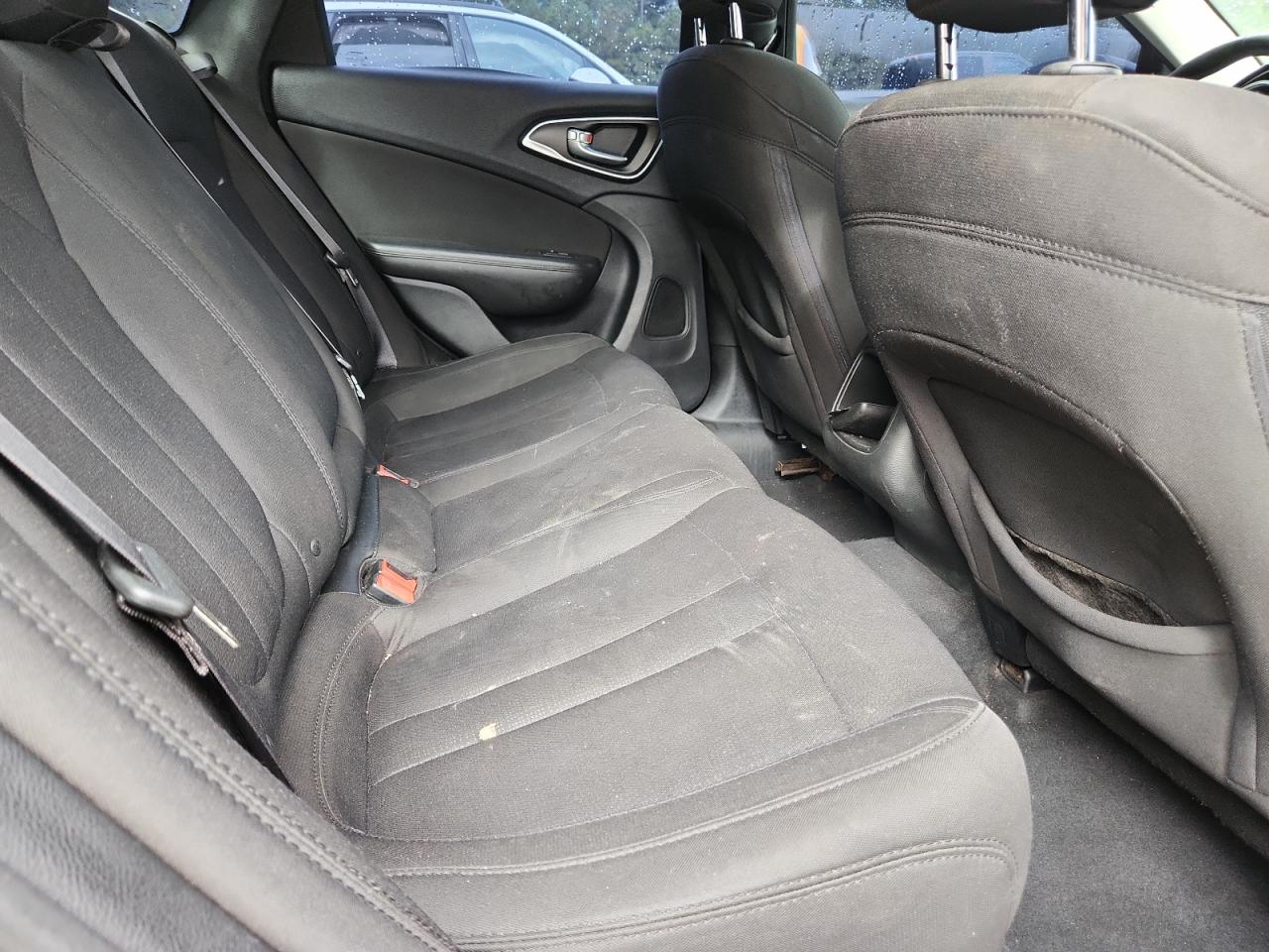 2015 Chrysler 200 Limited VIN: 1C3CCCAB9FN539254 Lot: 81773705