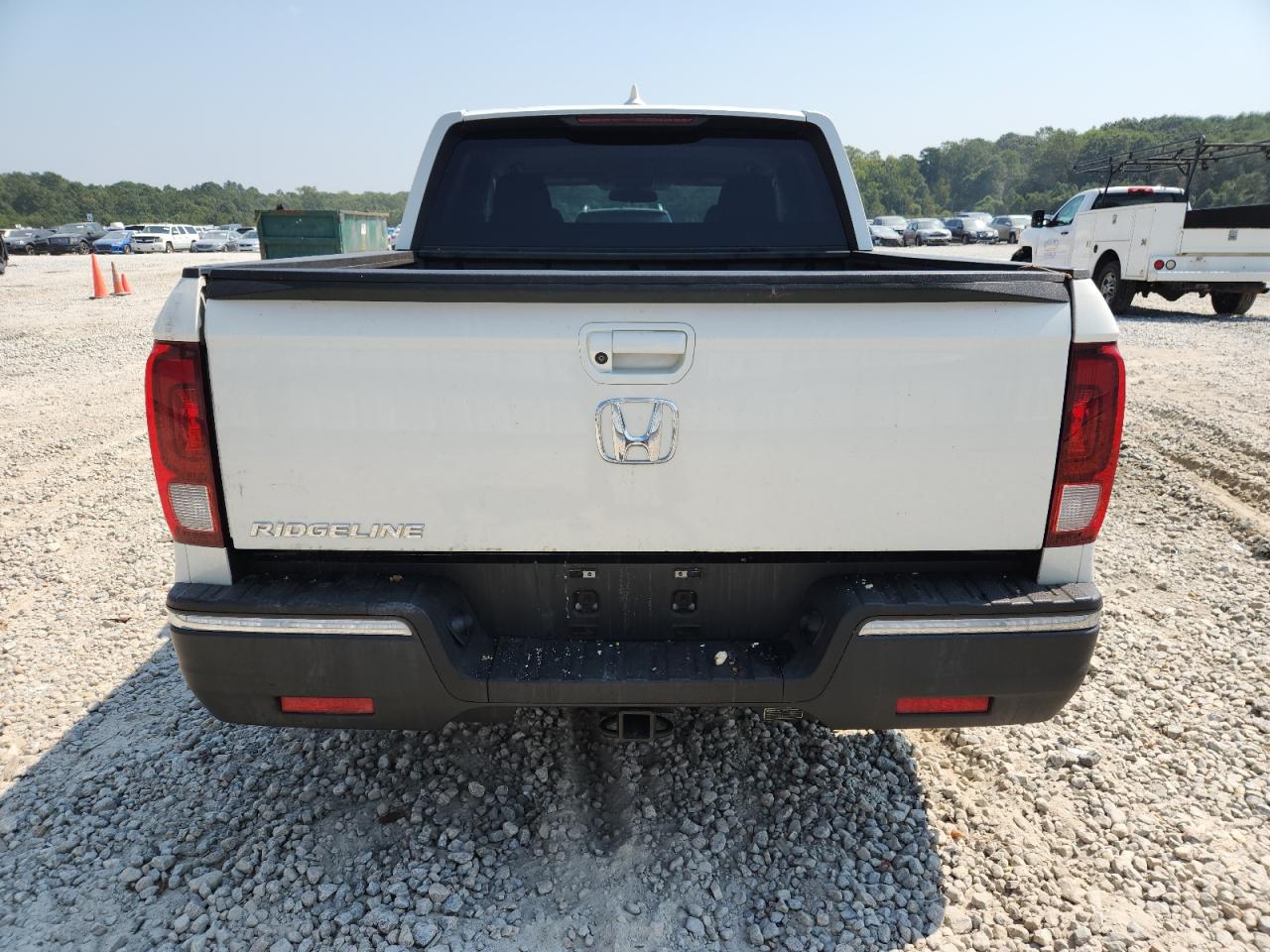 2017 Honda Ridgeline Rtl VIN: 5FPYK2F50HB010849 Lot: 80300395