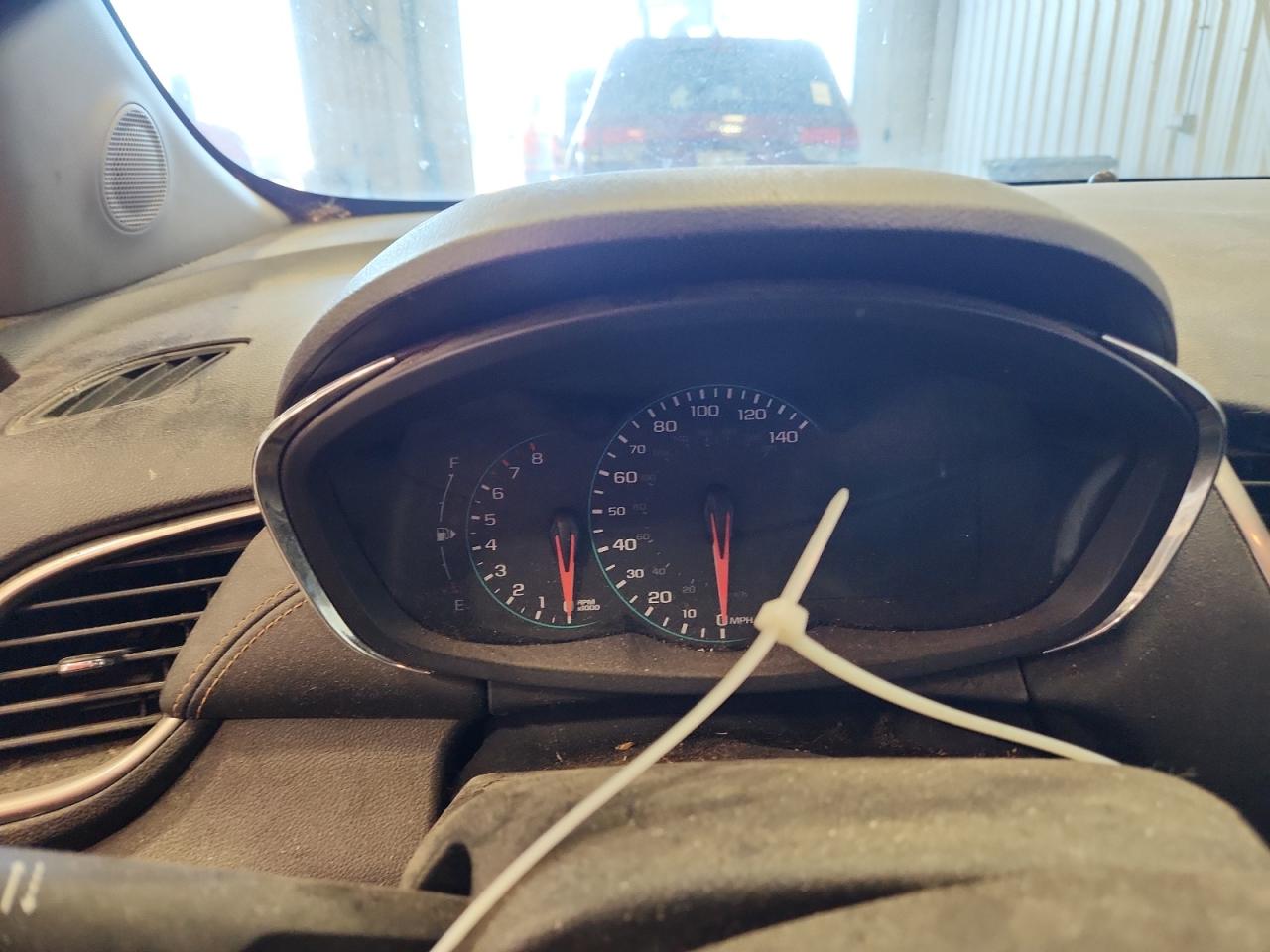 2018 Chevrolet Trax Ls VIN: KL7CJNSB5JB531087 Lot: 81261725