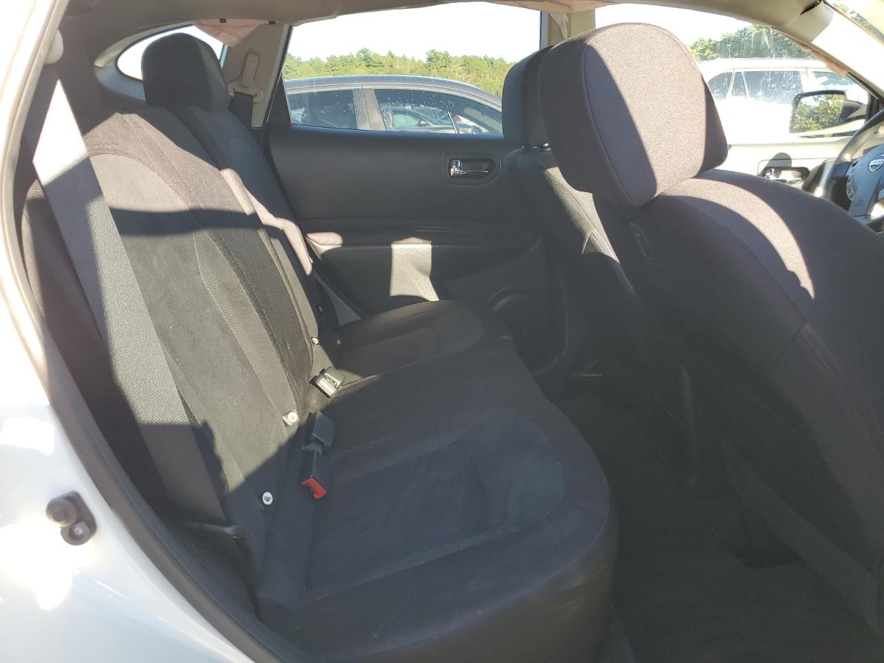 2015 Nissan Rogue Select S VIN: JN8AS5MV9FW257833 Lot: 80826175