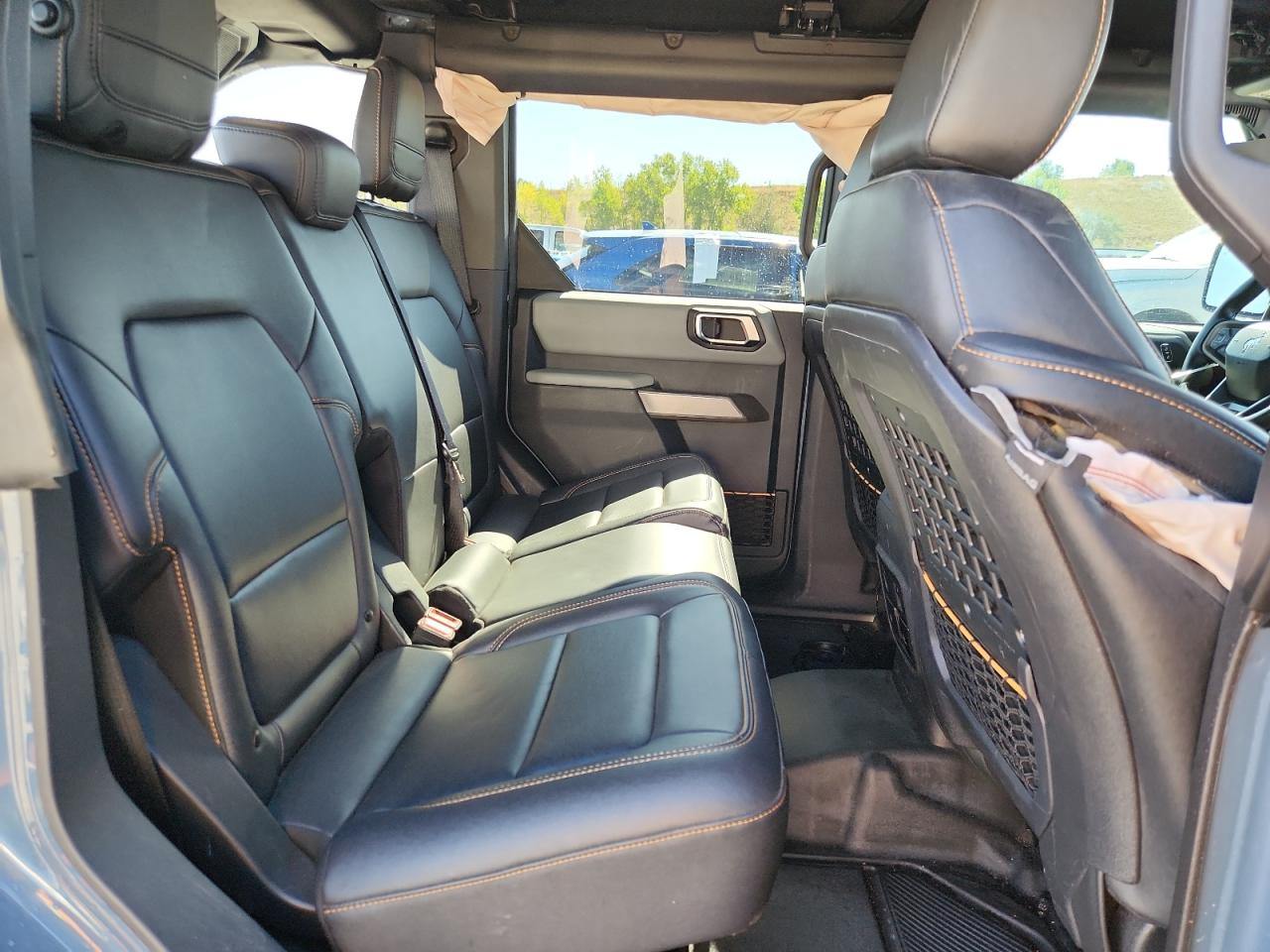 2023 Ford Bronco Base VIN: 1FMEE5DP5PLB10848 Lot: 81467335