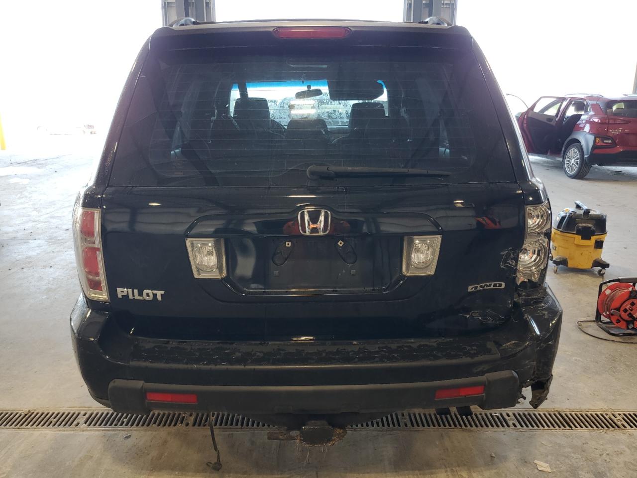 2006 Honda Pilot Lx VIN: 2HKYF18106H539363 Lot: 81325735