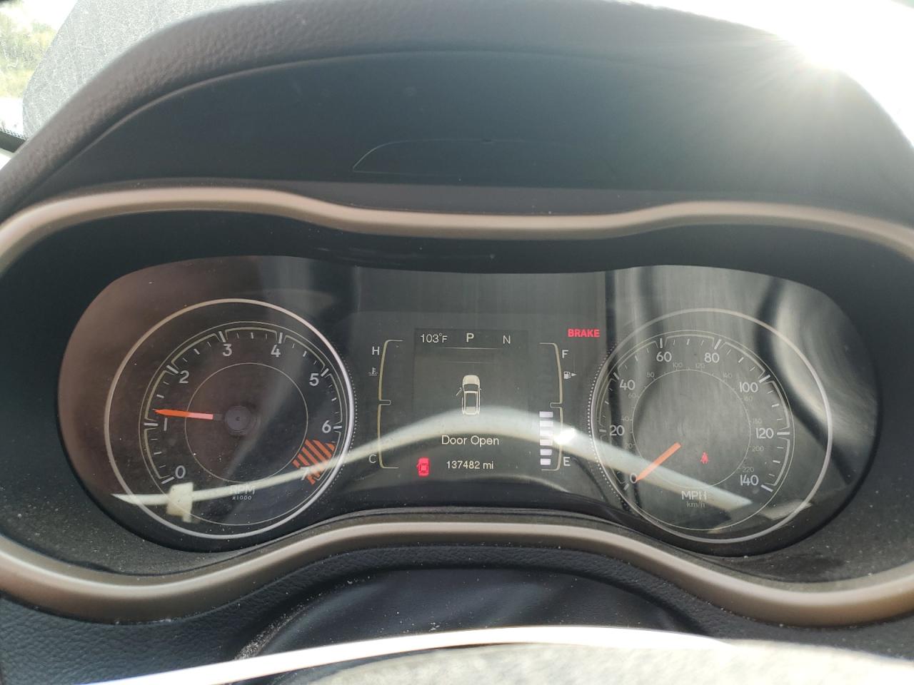 2015 Jeep Cherokee Latitude VIN: 1C4PJLCB7FW781910 Lot: 80731635