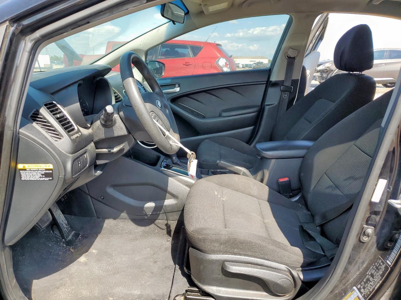 2018 Kia Forte Lx VIN: 3KPFK4A72JE165418 Lot: 84532135