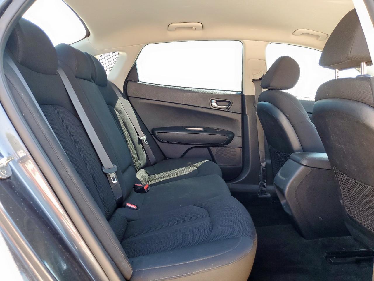 2020 Kia Optima Lx VIN: 5XXGT4L33LG428344 Lot: 70738435