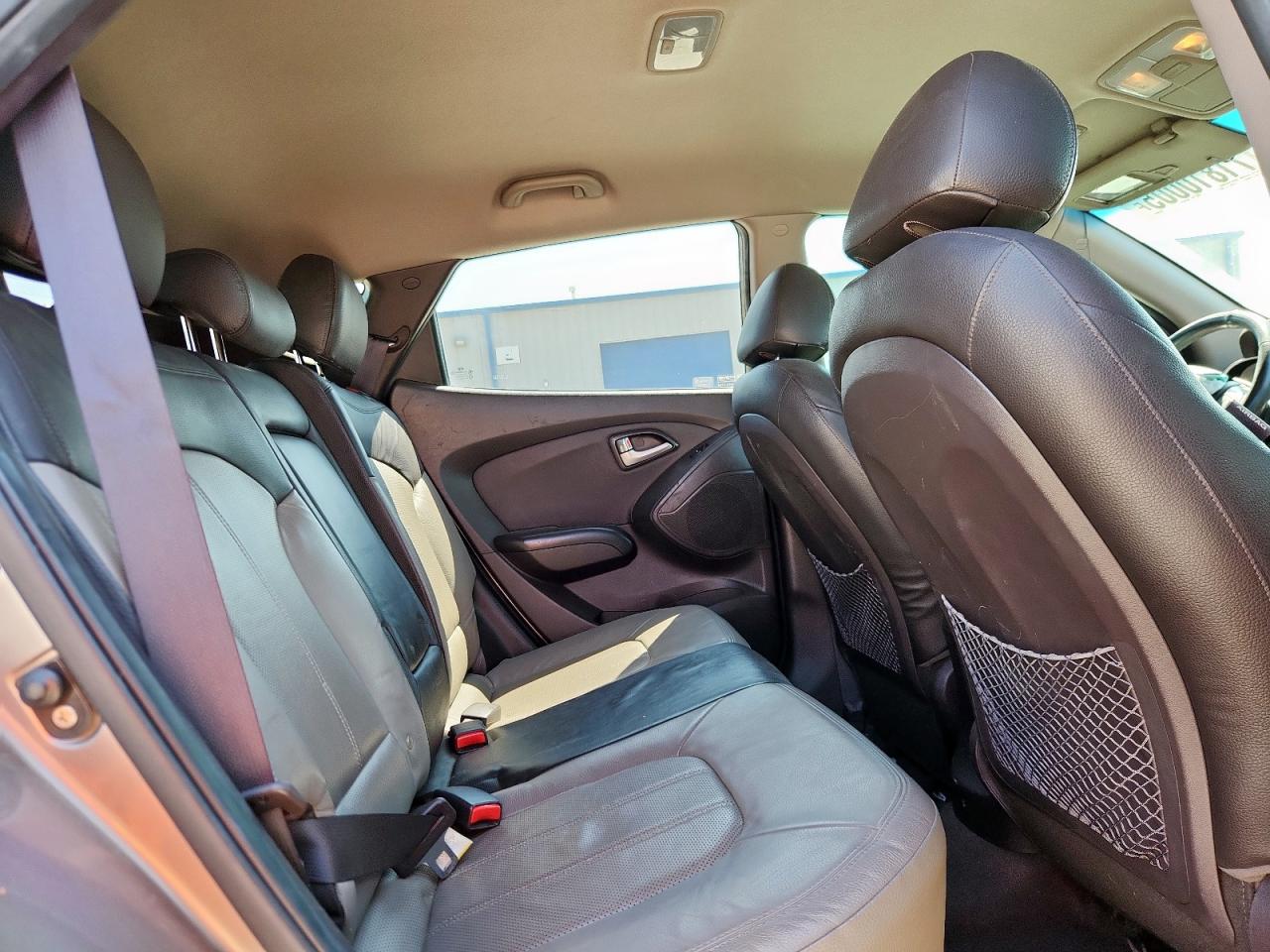 2010 Hyundai Tucson Gls VIN: KM8JU3AC3AU050237 Lot: 71810005