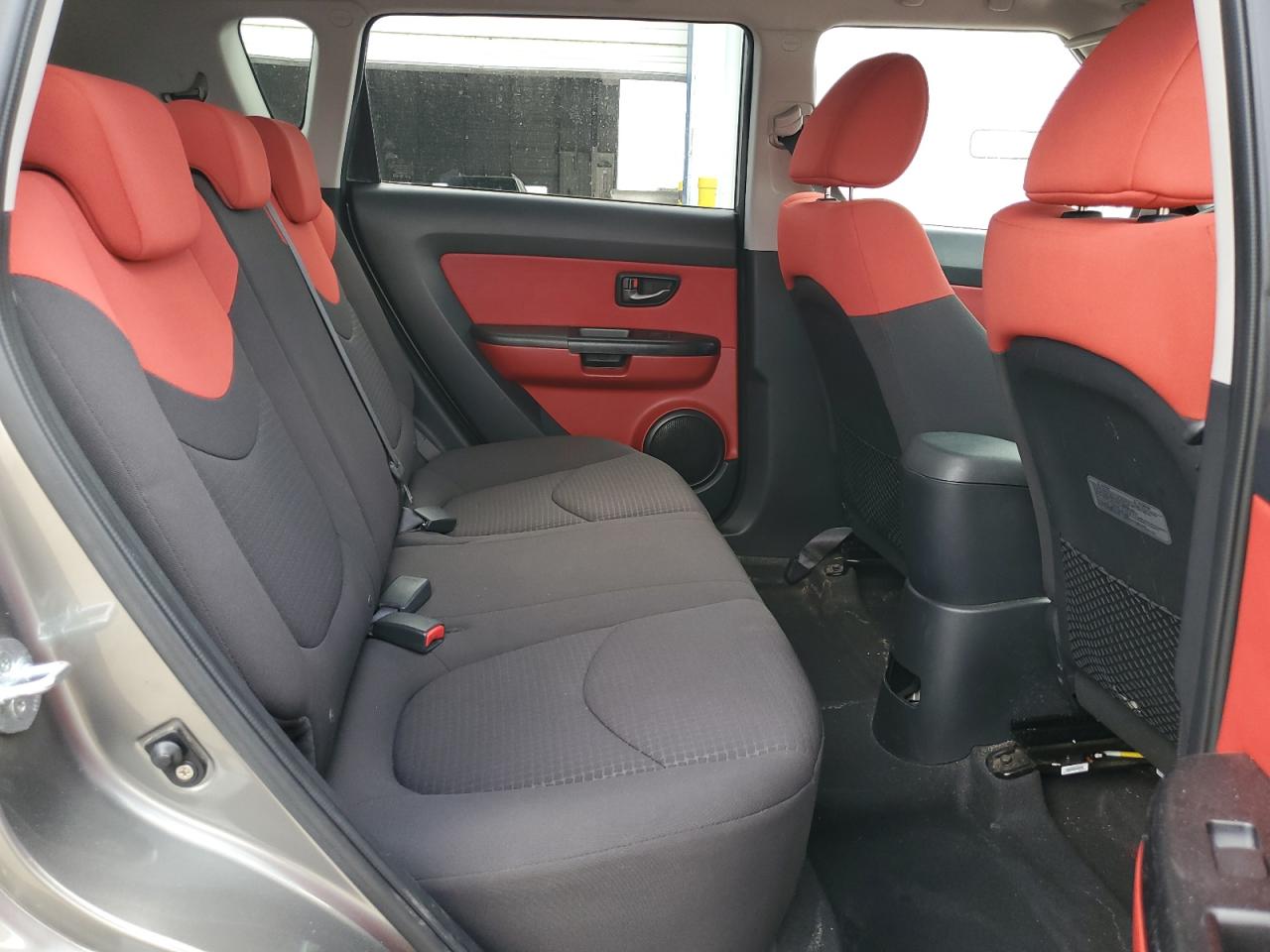 2010 Kia Soul + VIN: KNDJT2A23A7175259 Lot: 82103325