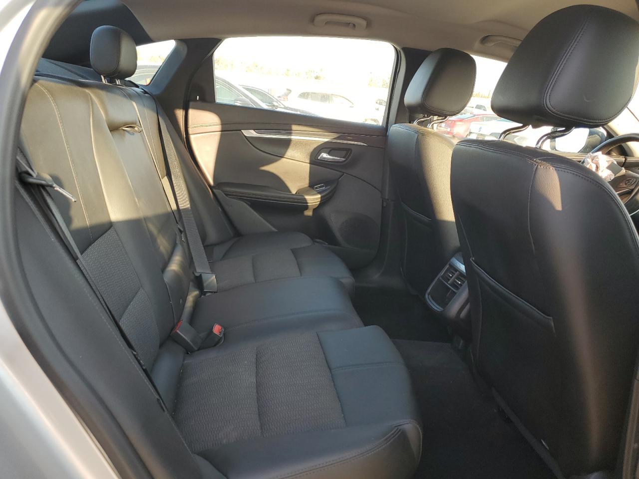 2018 Chevrolet Impala Lt VIN: 2G1105S32J9106149 Lot: 81246815