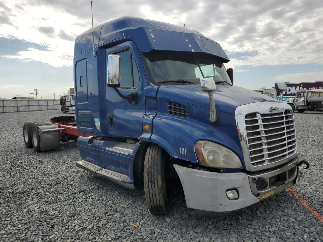 FREIGHTLINER ALL OTHER 2012. Lot# 82120475. VIN 1FUJGHDV9CLBE0823. Photo 1