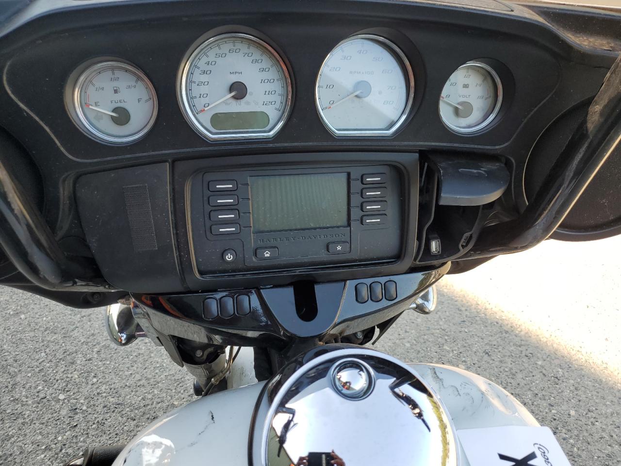 2016 Harley-Davidson Flhx Street Glide VIN: 1HD1KBM13GB629410 Lot: 81468165