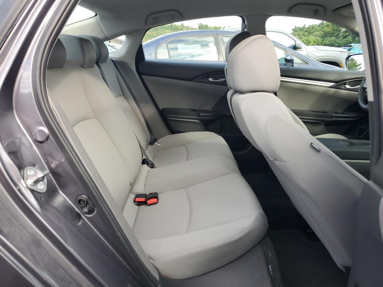 2018 Honda Civic Lx VIN: 19XFC2F55JE200266 Lot: 81009815