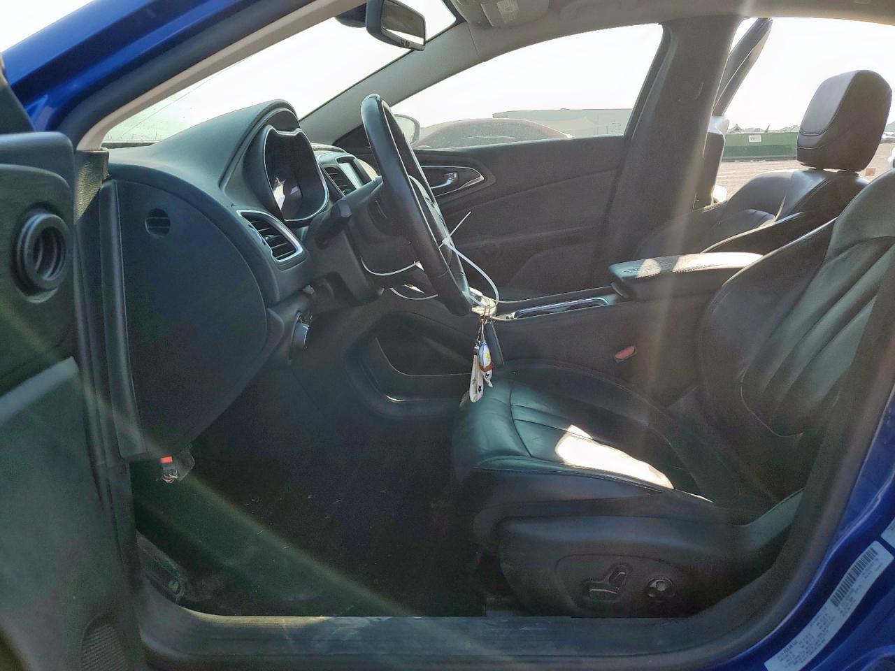 2016 Chrysler 200 Limited VIN: 1C3CCCAB3GN185085 Lot: 81315305