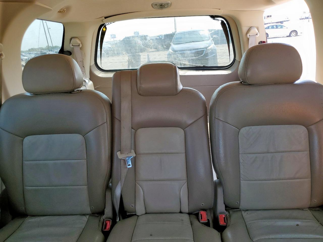 2005 Ford Expedition Eddie Bauer VIN: 1FMFU17525LA73670 Lot: 81322185