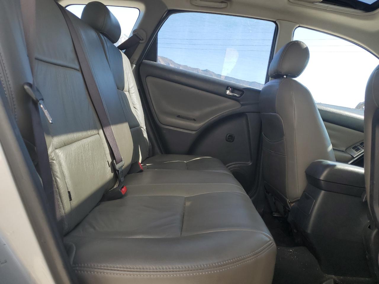 2004 Toyota Corolla Matrix Xr VIN: 2T1KR32EX4C266355 Lot: 81079255