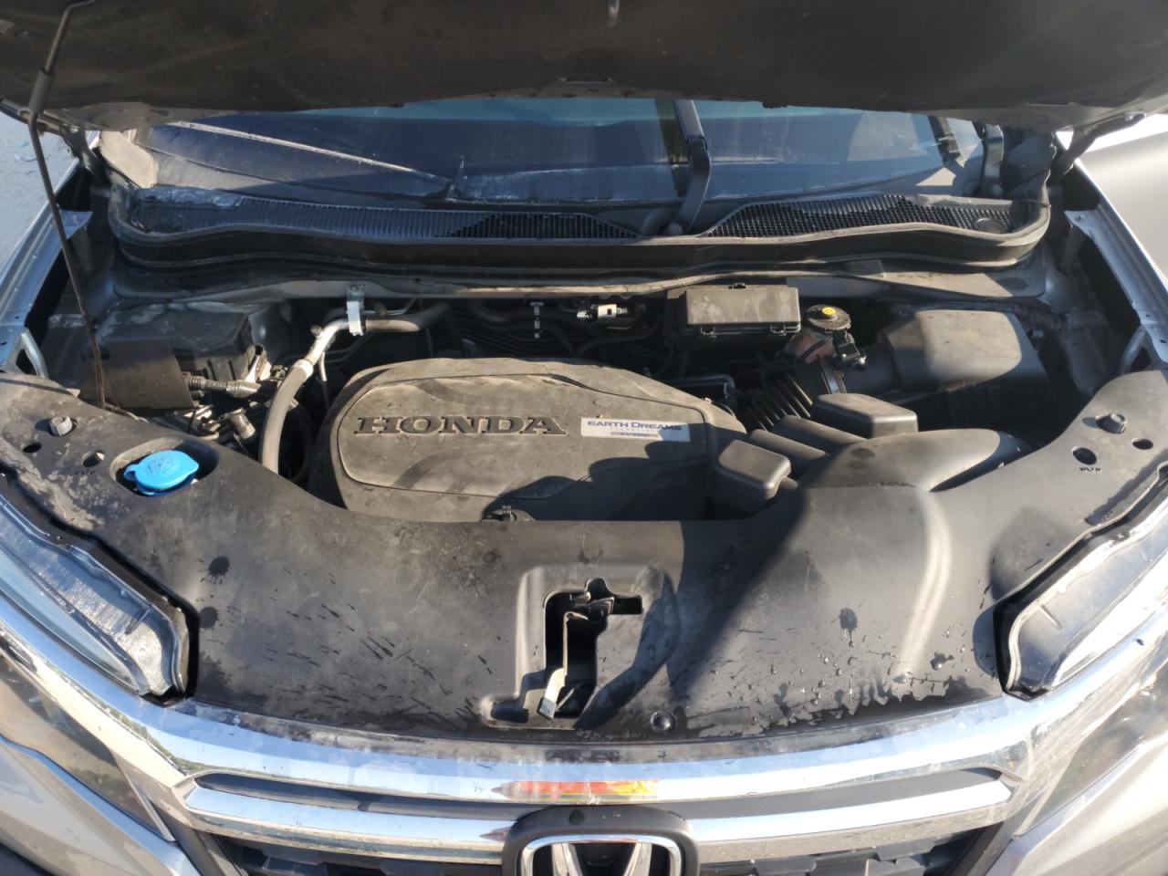 2017 Honda Ridgeline Rtl VIN: 5FPYK3F6XHB010520 Lot: 72064055