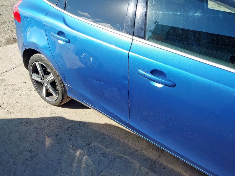 2017 VOLVO V40 D2 [120] R DESIGN NAV PLUS 5DR