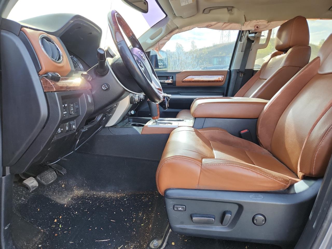 2016 Toyota Tundra Crewmax 1794 VIN: 5TFAW5F15GX525119 Lot: 81858065