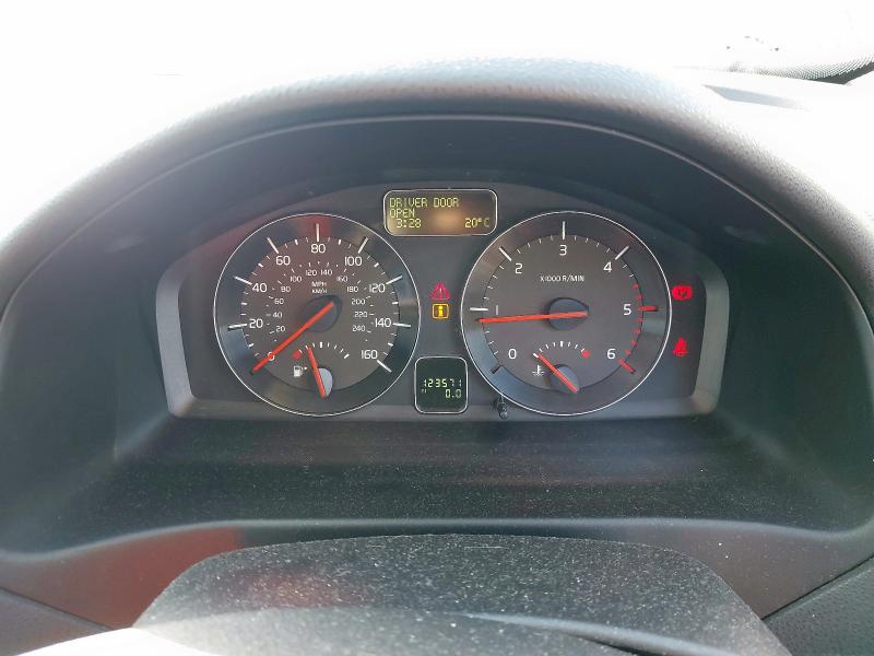 2010 VOLVO S40 SE LUX