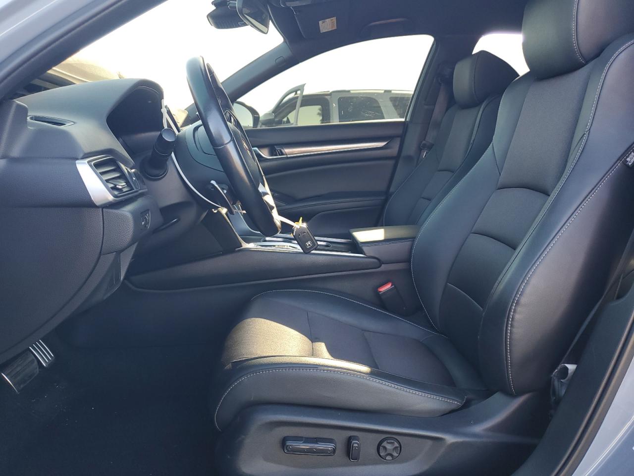 2022 Honda Accord Hybrid Sport VIN: 1HGCV3F26NA032897 Lot: 80856155