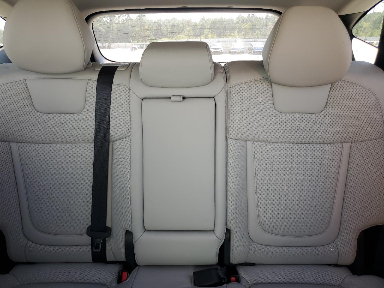 2025 Hyundai Tucson Limited VIN: KM8JEDD18SU323977 Lot: 81184615