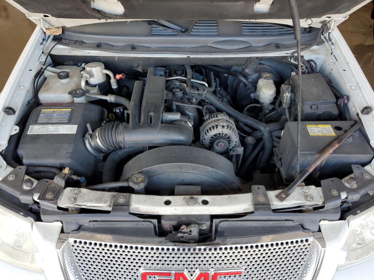 2005 GMC Envoy Denali VIN: 1GKET63MX52323938 Lot: 84262945