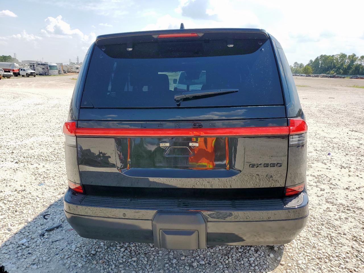 2024 Lexus Gx 550 Luxury VIN: JTJVBCDX2R5022927 Lot: 80396865