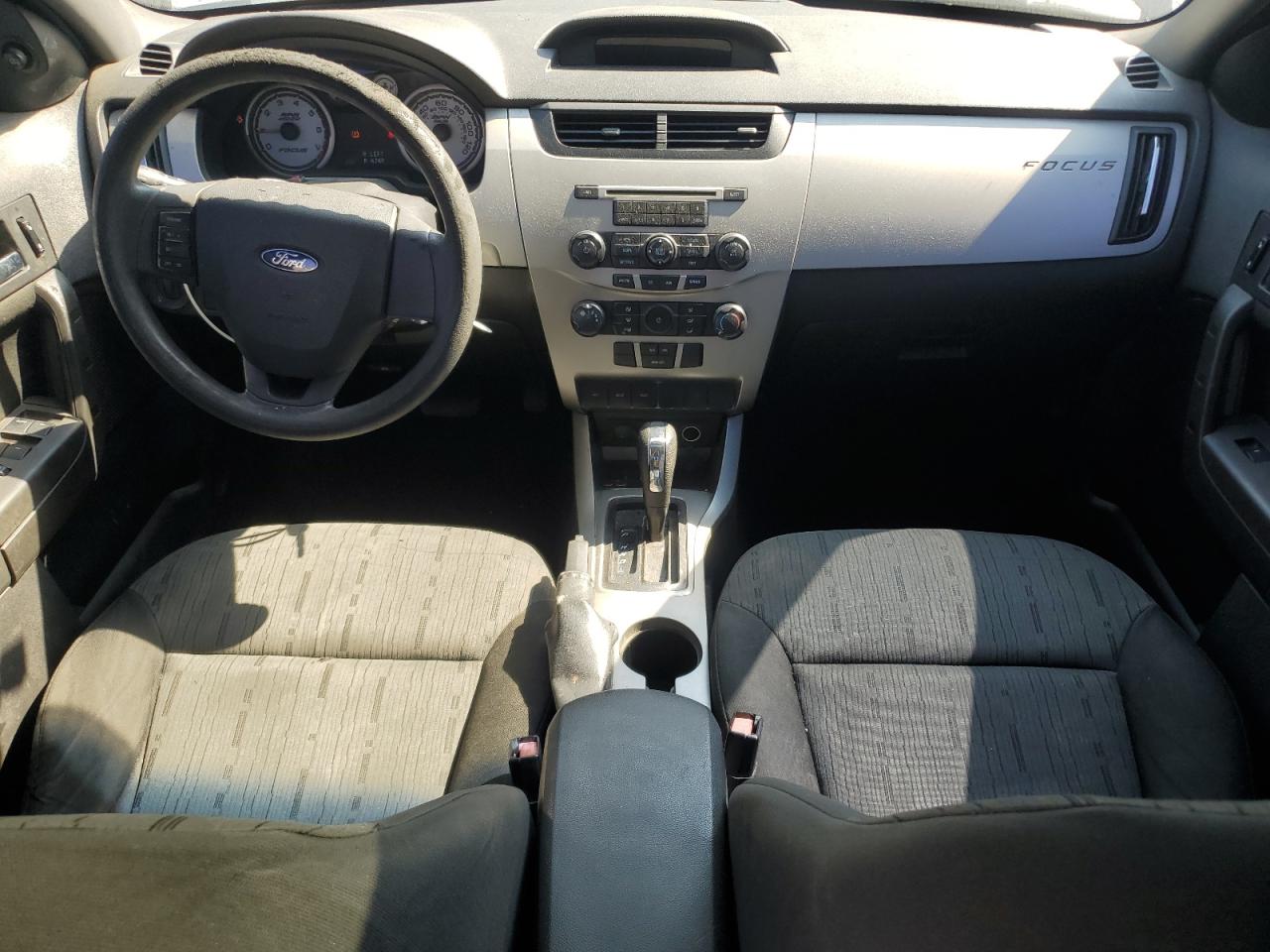 2008 Ford Focus Se VIN: 1FAHP35N88W231439 Lot: 81498905