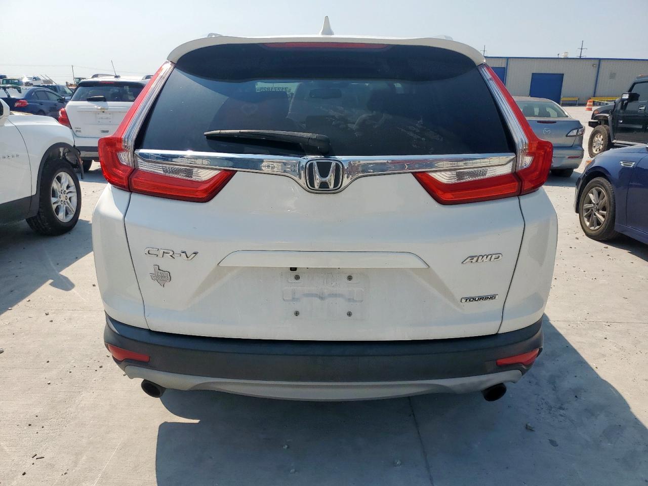 2018 Honda Cr-V Touring VIN: 2HKRW2H96JH665221 Lot: 71271825