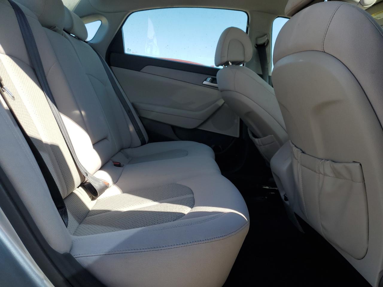 2015 Hyundai Sonata Se VIN: 5NPE24AF9FH005915 Lot: 83980145