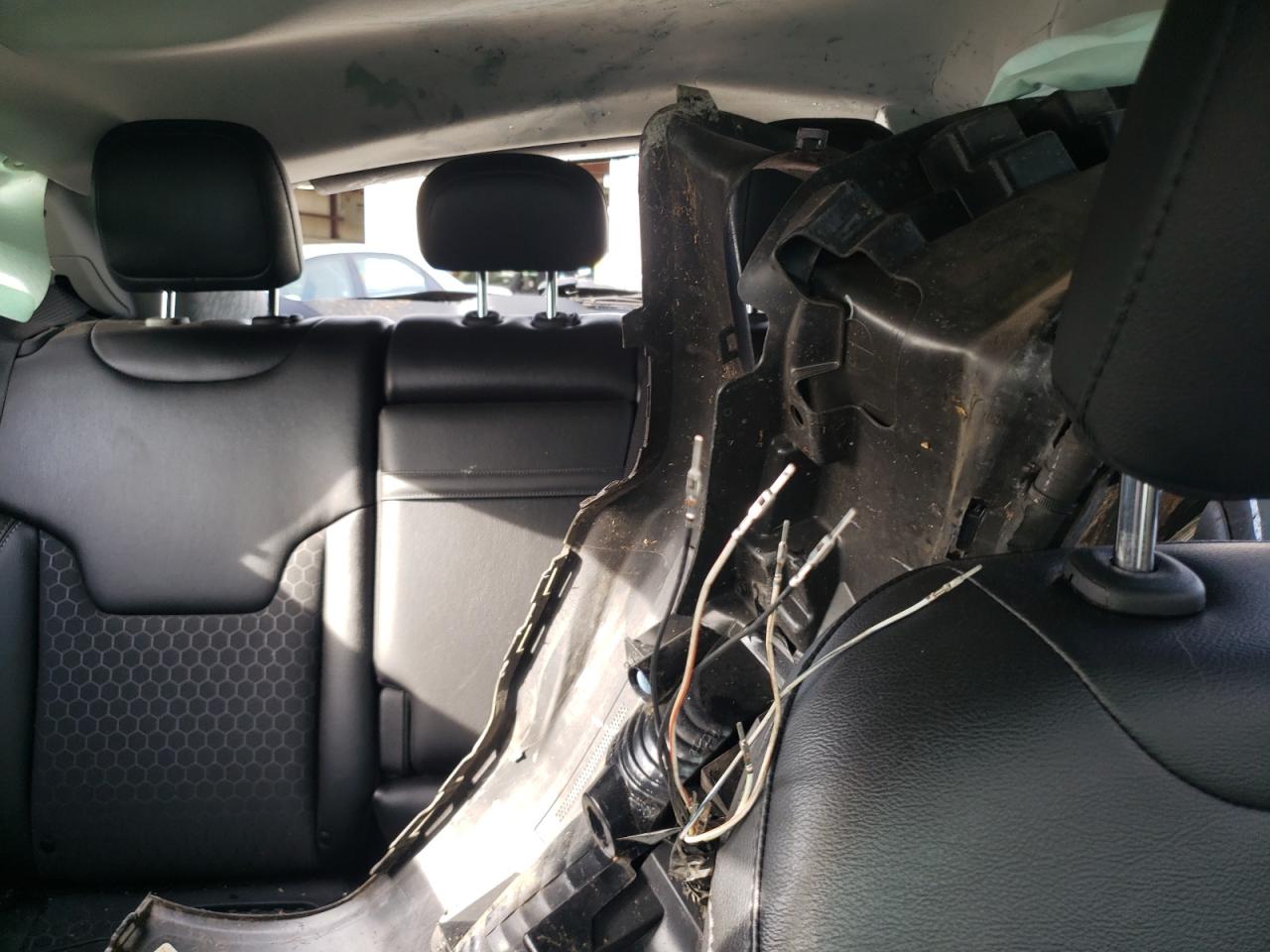 2019 Jeep Compass Latitude VIN: 3C4NJDBB5KT768538 Lot: 84698825