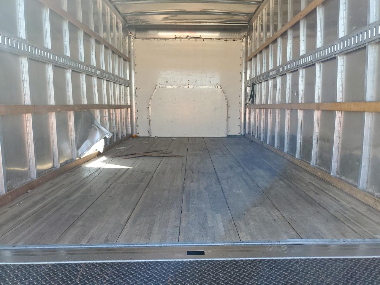 2019 Ford Econoline - Box Truck VIN: 1FDXE4FS6KDC50138 Lot: 93340695