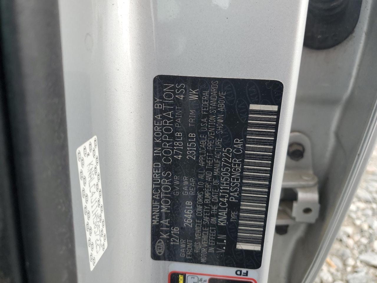 2017 Kia Cadenza Premium VIN: KNALC4J11H5057225 Lot: 83984205